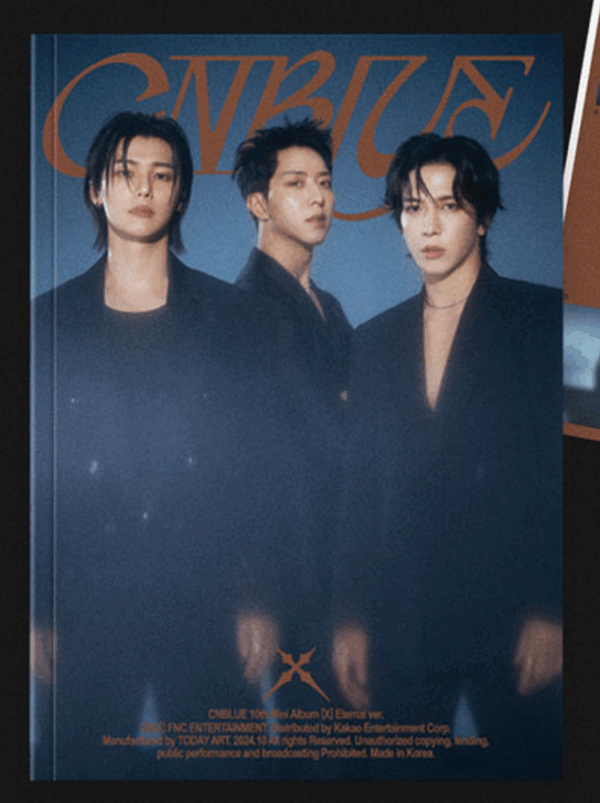 CNBLUE - X 10TH MINI ALBUM PHOTOBOOK - Image 2