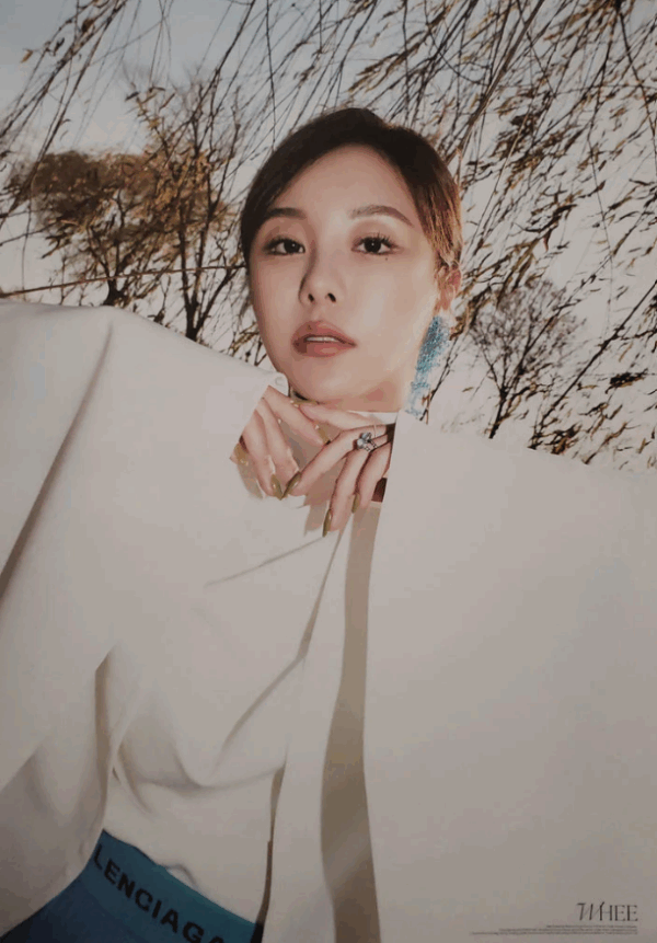 [POSTER#054~057] Whee In - Image 3