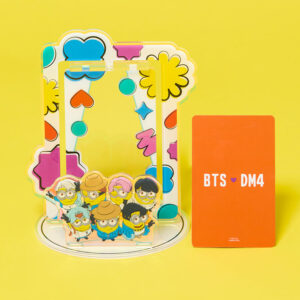 BTS - BTS X DM4 OFFICIAL MD RANDOM PHOTO STAND