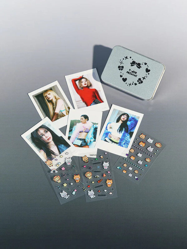[Pre-Order] I-DLE - WE ARE OFFICIAL MD TIN CASE POLAROID SET