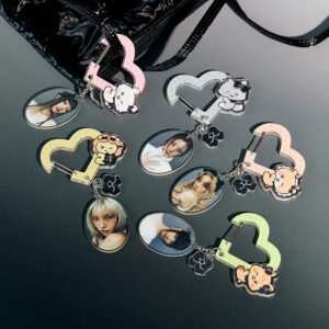 [Pre-Order] I-DLE - WE ARE OFFICIAL MD CARABINER ACRYLIC KEYRING