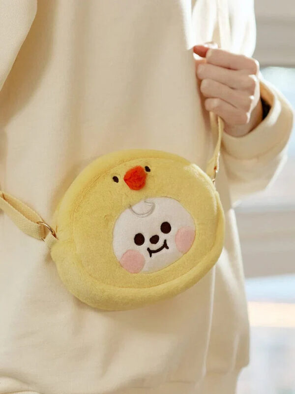 BT21 - BABY FLUFFY FACE DOLL CROSS BAG -RJ