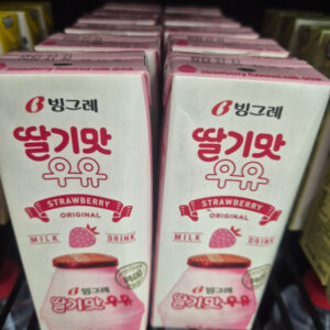 Strawberry MILK 200ml