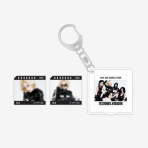 [Pre-Order] ITZY - PHOTO SLIDE KEYRING - 3RD WORLD TOUR [TUNNEL VISION]